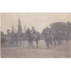 Kongen til hest ved Rosenborg Slot