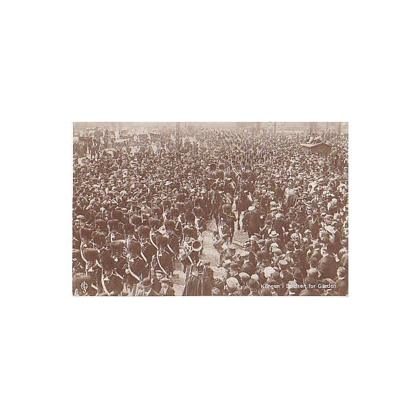 Kongen i spidsen for Garden.C.O.20