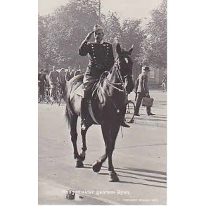 Kongen til hest. St. 4085