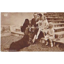 Den Norske Kronprinsfamilie.  - Abel 56