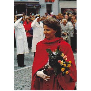 Dronning Sonja - Dezibel 1383