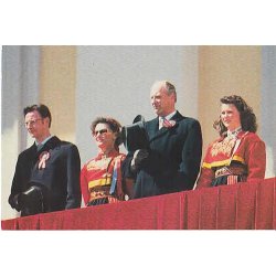 Kongefamilien p&aring; Slotsbalkongen. 17.Maj.