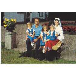 Kongaparet med sina barn.