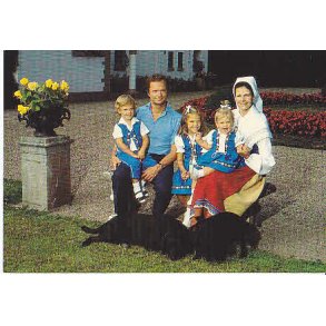 Kongaparet med sina barn.