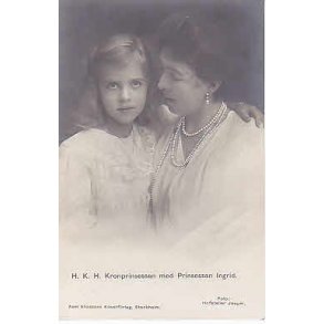 Kronprinsessan med Prinsessan Ingrid.
