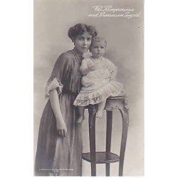 Kronprinsessan med Prinsessan Ingrid.