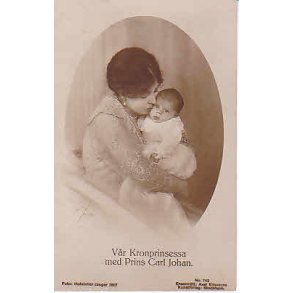 Kronprinsessan med Prins Carl Johan.