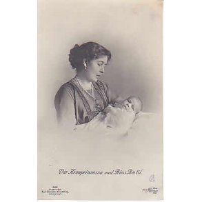 Kronprinsessan med Prins Bertil