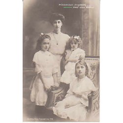 Prinsessan Ingeborg med sina D&oslash;ttrar.