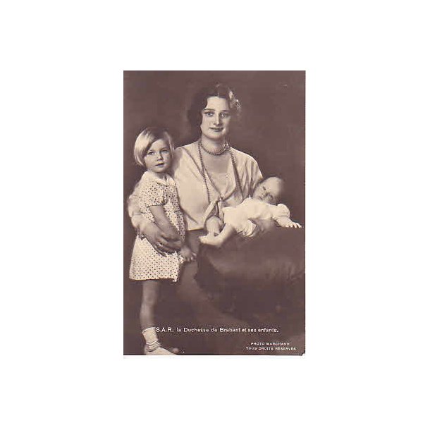 S.A.R.la Duchesse de Brabant ses enfants.