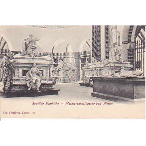 Roskilde Domkirke - Marmorsarkofagerne bag Alteret E.F.123