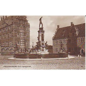 Frederiksborg Slot - Springvandet. Ph. 47