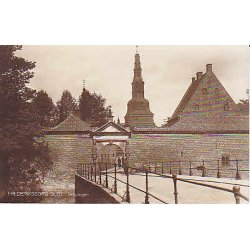 Frederiksborg Slot. Indgangen S.N.P. 64