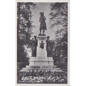 Sorø - Holberg Statue - St.9