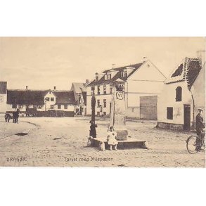 Drag&oslash;r- Torvet med Milep&aelig;len -C.S.17941
