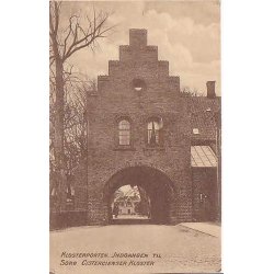 Klosterporten. Indgang til Sor&oslash; Cistercienser Kl.