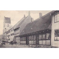 N&aelig;stved - Riddergade med Apostelgaarden.