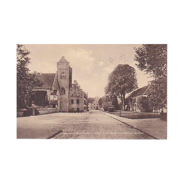 Herlufsholm - Parti med Kirken og Rektor-Boligen