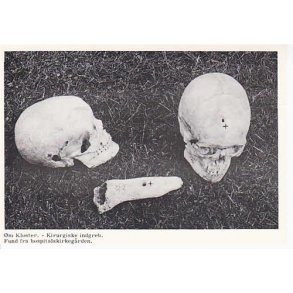 m Kloster - Kirurgiske indgreb - u/n