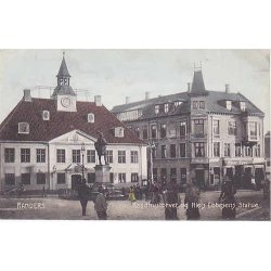 Randers - Raadhustorvet og Niels Ebbesens Statue -