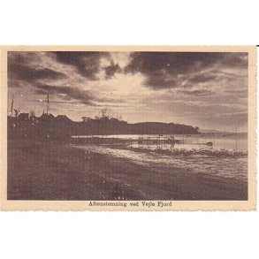 Aftenstemning ved Vejlefjord - P. u/n