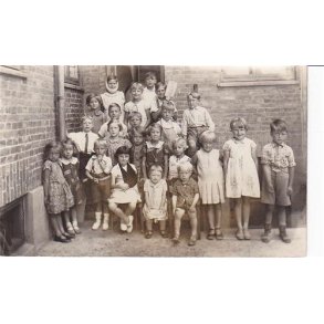 Brnene i Gaarden - Borups alle 221 - 1934