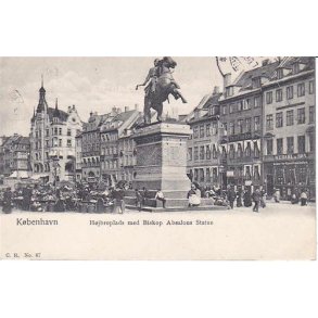 H&oslash;jbroplads med Biskop Absalons Statue - C.R.