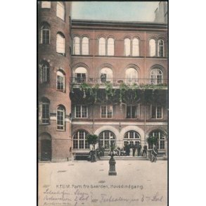 K.F.U.M.- Parti fra Gaarden, Hovedindgang - E.N