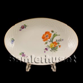 Saxisk Blomst Hvid Asiet 23x15 cm.