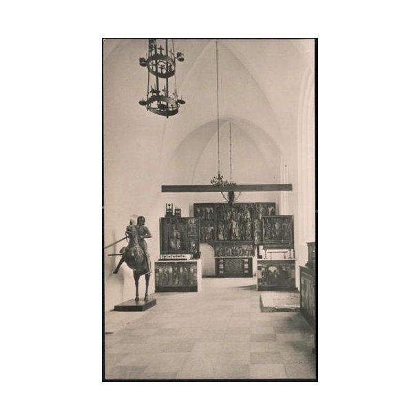 K&oslash;benhavn - Nationalmuseet- Gotisk kirkehal