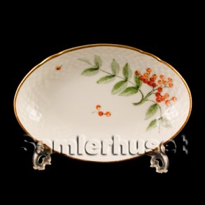 Rønnebær Asiet 18x12 cm.