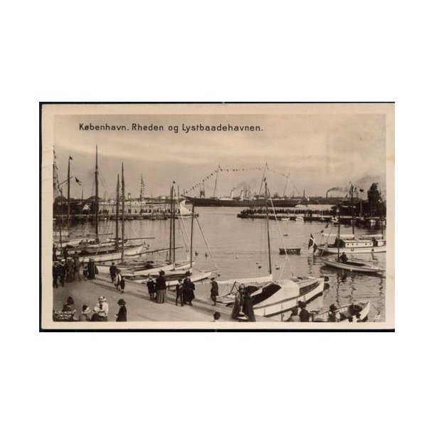 Kjbenhavn - Rheden og Lystbaadehavnen. A.V.62