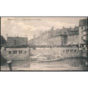 K&oslash;benhavn - Kongens Nytorv set fra Nyhavn. u/n