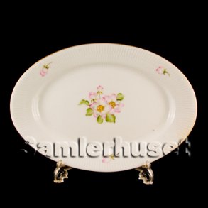 Prinsesse Margrethe (bleblomst) Stegefad 34x23 cm.