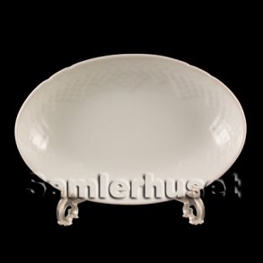 Elegance Hvid Asiet 18x11½ cm.