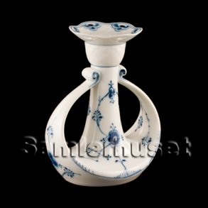 Bl&aring;malet Lysestage