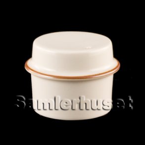 Brun Domino Peberbsse