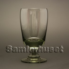 Almue, røg Rødvinsglas. H:130 mm.