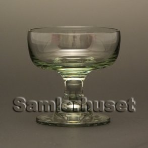 Almue, røg Likørglas. H:65 mm.