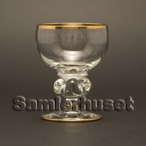 Gisselfeld m. guldkant Likrglas, lille. H:74 mm.