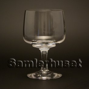 Mandalay R�dvinsglas. H:130 mm.