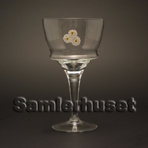 Marguerite Snapseglas. H:86 mm.