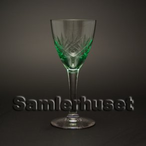 Ulla Hvidvinsglas, lysegrøn. H:145 mm.