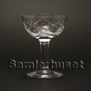 Ulla Likrglas. H:88 mm.