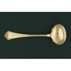 Dyveke Sauceske, 18 cm.