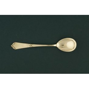 Dagny Kompotske, oval, 15 cm.