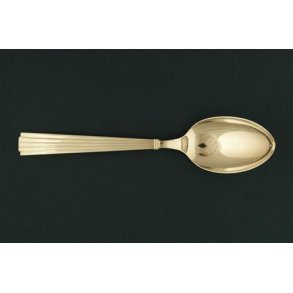 Helene Dessertske, 18 cm.