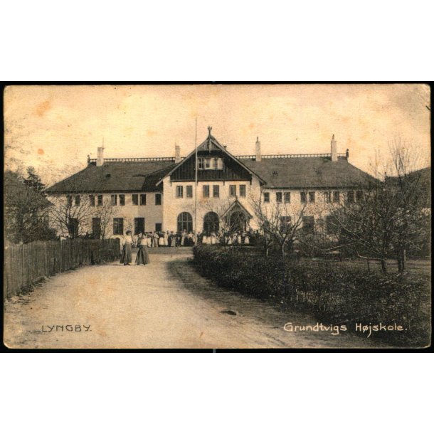 Lyngby - Grundtvigs H&oslash;jskole - C.G. Petersens Bogh. 102