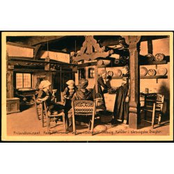 Frilandsmuseet - Hans Petersens R&oslash;ghus - Ostenfeld - Slesvig - Kvinder i slesvigske Dragter - Stender 34219