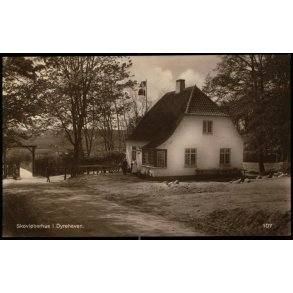 Skovløberhus i Dyrehaven - S.N. Phillipson 107